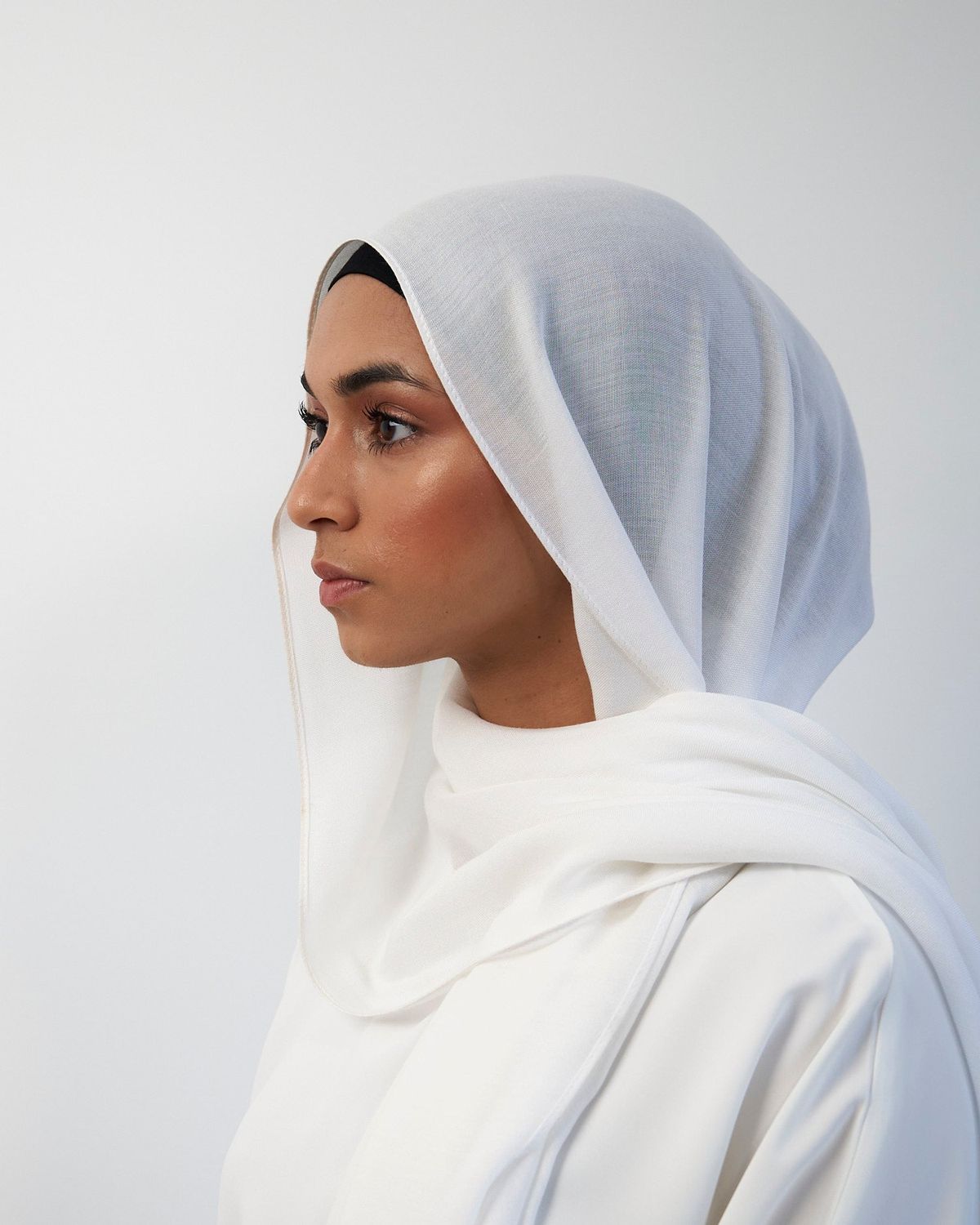 Hijab Modal - white