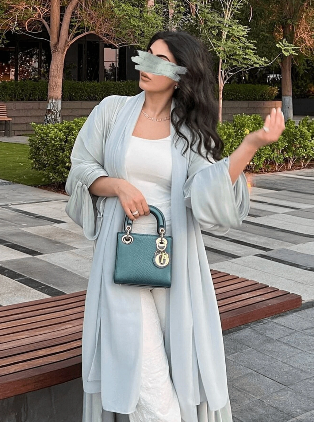 Arielle Abaya - light green